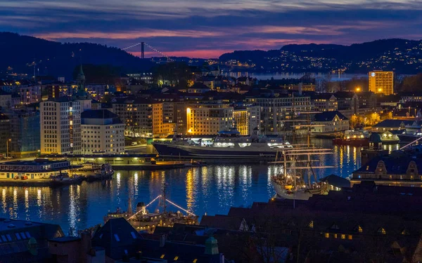 Západ Slunce Nad Nádherným Městem Bergen Norsku — Stock fotografie