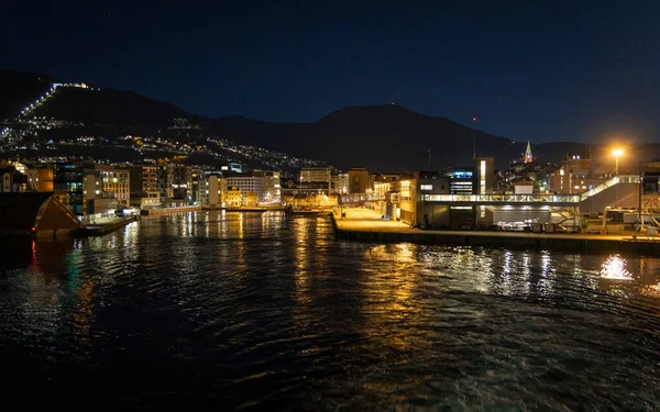 Pôr Sol Sobre Maravilhosa Cidade Bergen Noruega — Fotografia de Stock