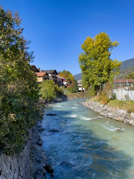 Schöne Aussicht Auf Den Fluss Den Bergen — Stockfoto