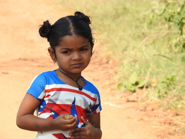 Bangalore Karnataka Índia Dec 2021 Fechar Bela Menina Indiana Miúdo — Fotografia de Stock