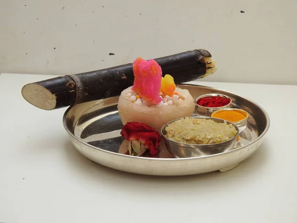 Nahaufnahme Einer Gruppe Von Pongal Oder Makara Sankranti Festival Foods — Stockfoto