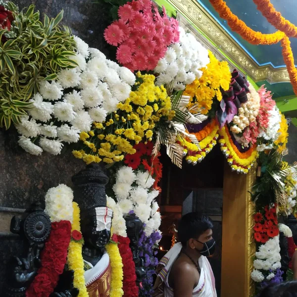 Bangalore Karnataka India Dec 2020 Closeup Beautiful Lord Venkateshwara Statue — 스톡 사진