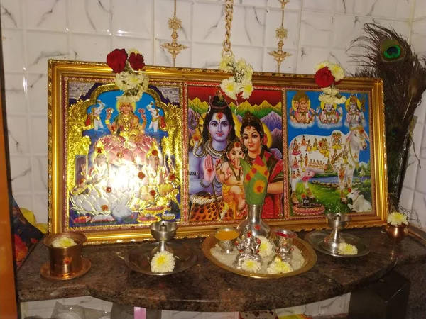 Bangalore Karnataka India Dec 2020 Closeup Beautiful Puja Room God — стоковое фото