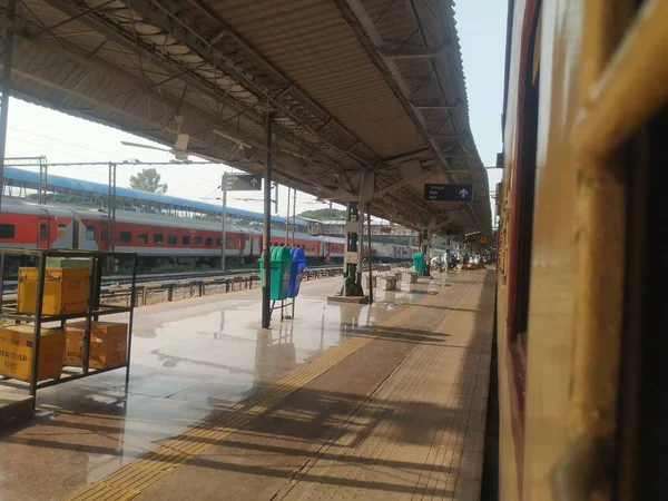 Bangalore Karnataka Indie Kwiecień 2021 Zbliżenie Yeshwanthpur Railway Junction Platform — Zdjęcie stockowe