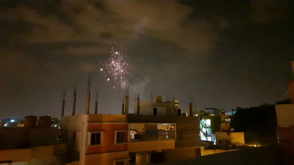 Closeup Beautiful Fireworks Lighting Night Sky Bangalore City Diwali Festival — Stock Photo, Image