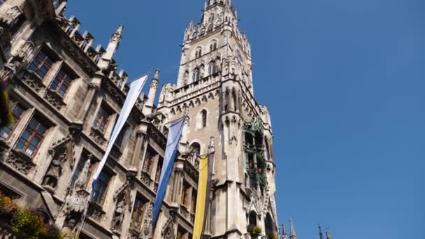 Flyger Runt Gatorna München Bayern Tyskland Toppen Dubbel Decker Buss — Stockvideo