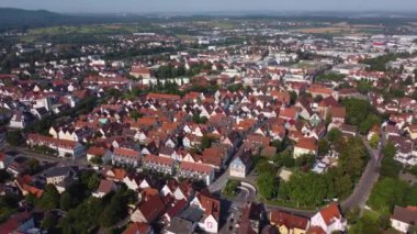 Yazın güneşli bir günde Kirchheim 'ın hava manzarası.