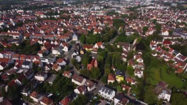 Yazın güneşli bir günde Kirchheim 'ın hava manzarası.