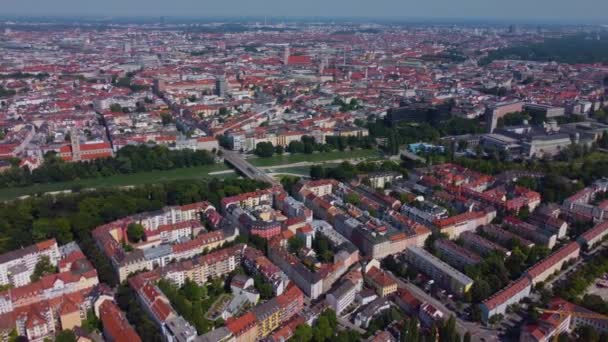 Luftaufnahme Der Stadt München Bayern Deutschland Einem Sonnigen Sommertag — Stockvideo