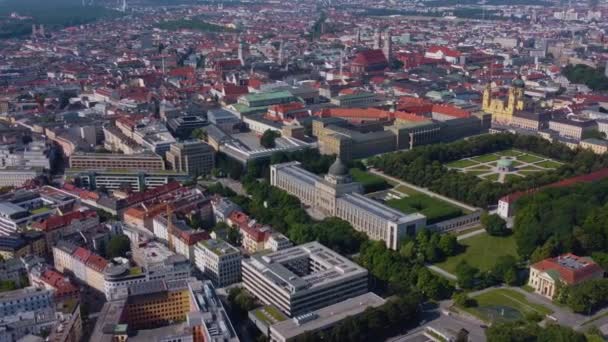 Αεροφωτογραφία Της Πόλης Μόναχο Στη Βαυαρία Γερμανία Μια Ηλιόλουστη Μέρα — Αρχείο Βίντεο