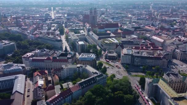 Luftaufnahme Der Bayerischen Landeshauptstadt München Einem Sonnigen Sommertag — Stockvideo
