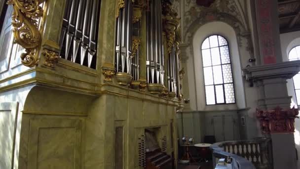 Wnętrze Kościoła Organów Heilig Kreuz Kirche Augsburg Bavaria — Wideo stockowe