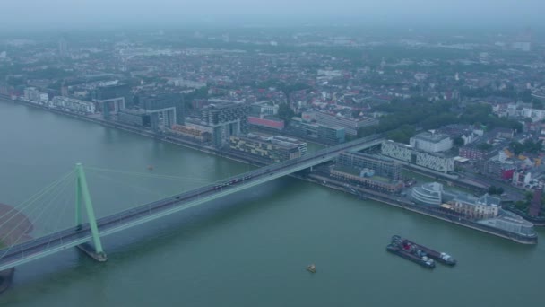 Uitzicht Vanuit Lucht Oude Stad Van Cologne Een Regenachtige Bewolkte — Stockvideo