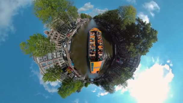 Little Planet Formaat Van Boottocht Amsterdam Een Zonnige Dag Zomer — Stockvideo
