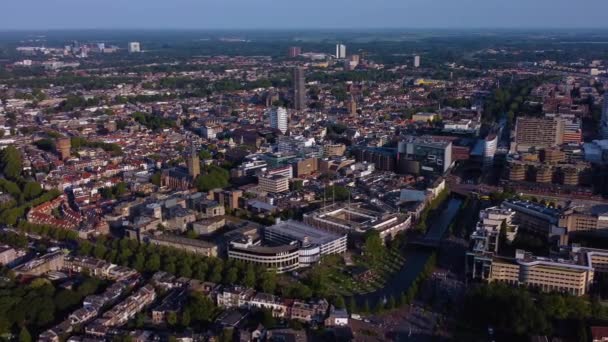 Luftaufnahme Der Stadt Utrecht Den Niederlanden Einem Sonnigen Sommertag — Stockvideo