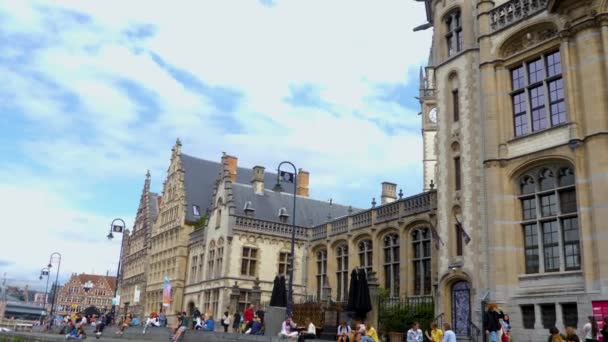 Einem Sonnigen Sommertag Zwischen Häusern Gent Belgien — Stockvideo