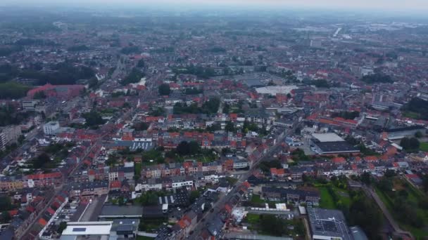 Flygfoto Över Staden Aalst Belgien Molnig Morgon Dag — Stockvideo
