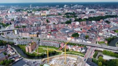 Yazın güneşli bir gününde Gent 'in hava manzarası