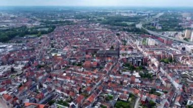 Yazın güneşli bir gününde Gent 'in hava manzarası