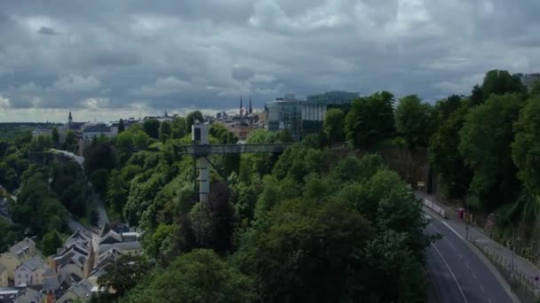 Pan Através Cidade Velha Grund Parte Inferior Cidade Luxemburgo Dia — Vídeo de Stock