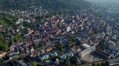 Almanya 'nın Gelnhausen kentinin hava görüntüsü, Hesse' in ilkbahar günü.