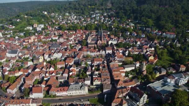 Luchtfoto Van Stad Gelnhausen Duitsland Hessen Een Vroege Lentedag — Stockvideo