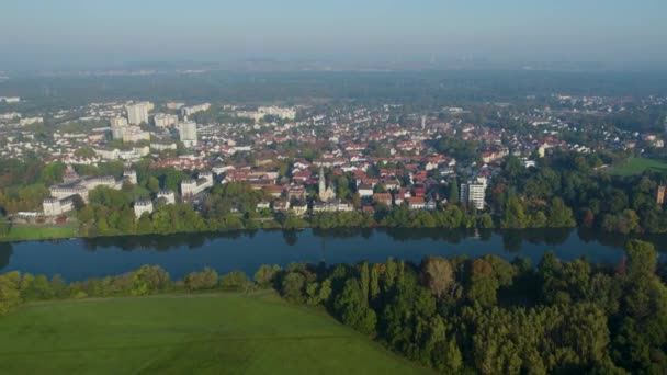 Almanya Daki Hanau Şehrinin Havadan Görünüşü Yaz Sonlarında Güneşli Bir — Stok video