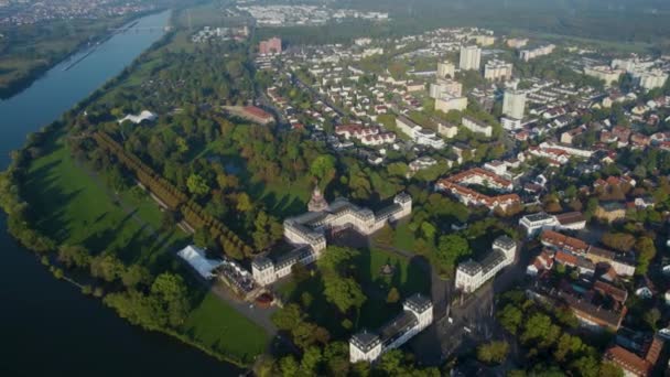 Almanya Daki Hanau Şehrinin Havadan Görünüşü Yaz Sonlarında Güneşli Bir — Stok video