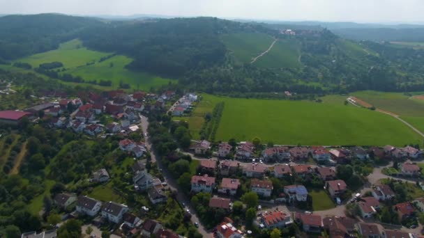 夏天阳光明媚的日子 德国Hertmannsweiler村的空中风景 — 图库视频影像