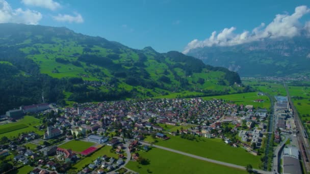 Widok Powietrza Wokół Miasta Flums Szwajcarii Słoneczny Dzień Lecie — Wideo stockowe