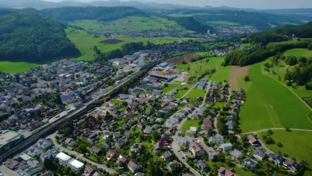 Pandangan Udara Sekitar Kota Tua Gelterkinden Swiss Pada Hari Yang — Stok Video