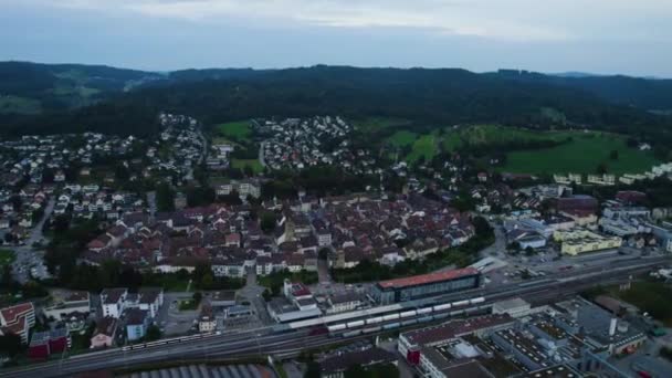 Vista Aérea Alrededor Del Casco Antiguo Ciudad Zofingen Suiza Una — Vídeos de Stock