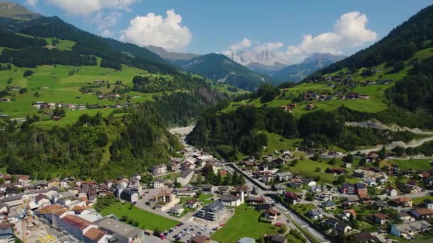 Vista Aerea Intorno Alla Città Schiers Svizzera Una Giornata Sole — Video Stock