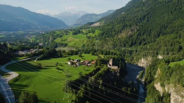 Vista Aérea Redor Aldeia Scharans Suíça Dia Ensolarado Verão — Vídeo de Stock