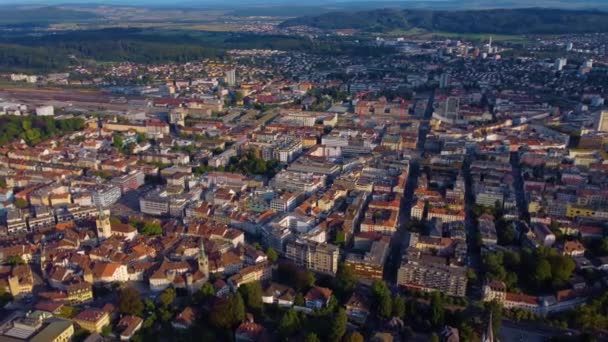 Légi Kilátás Régi Város Biel Bienne Svájcban Egy Napsütéses Napon — Stock videók