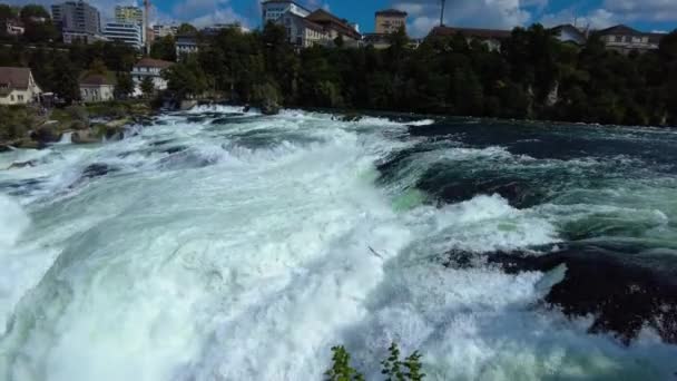 Вид Воздуха Рейнский Водопад Водопад Швейцарии Солнечный День Летом — стоковое видео