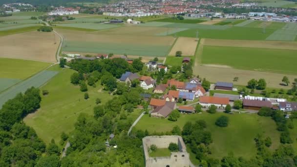 Vue Aérienne Ville Quartier Sachsenheim Allemagne Par Une Journée Ensoleillée — Video
