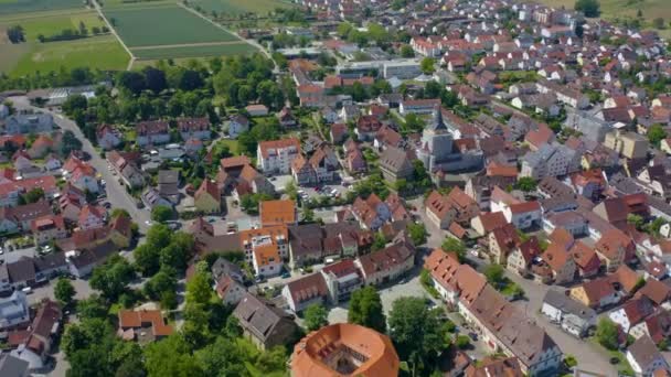 Widok Lotu Ptaka Miasto Dzielnicę Sachsenheim Niemczech Słoneczny Dzień Lata — Wideo stockowe