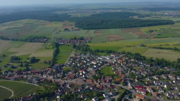Yazın Güneşli Bir Günde Almanya Nın Sachsenheim Şehrinin Ilçesinin Havadan — Stok video