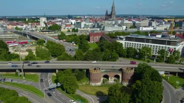 Lkbaharda Güneşli Bir Günde Almanya Katedrali Olan Eski Şehir Ulm — Stok video
