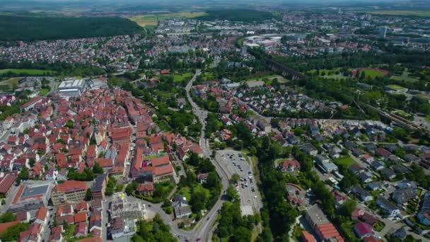 Luftaufnahme Der Altstadt Bietigheim Bissingen Einem Sonnigen Frühlingstag — Stockvideo