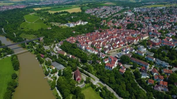 Αεροφωτογραφία Γύρω Από Την Παλιά Πόλη Του Marbach Neckar Στη — Αρχείο Βίντεο