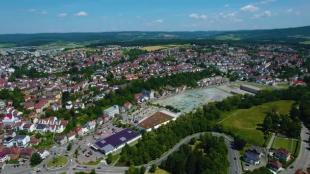 Luftaufnahme Der Stadt Backnang Einem Sonnigen Frühlingstag — Stockvideo