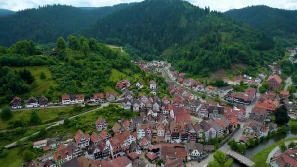Vista Aérea Alrededor Una Ciudad Vieja Sur Alemania Día Soleado — Vídeos de Stock