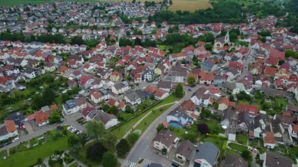 Letecký Výhled Město Dielheim Německu Oblačného Jarního Dne — Stock video