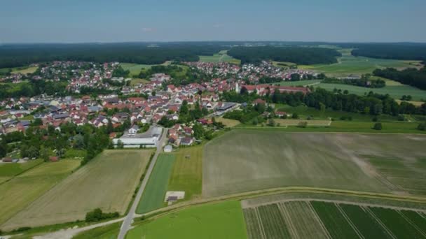 Vista Aérea Ciudad Abadía Thierhaupten Alemania Baviera Soleado Día Primavera — Vídeos de Stock