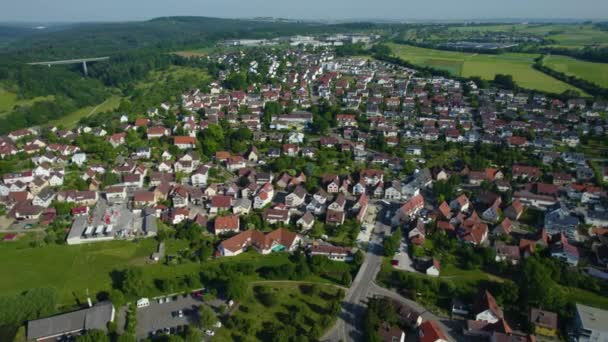 Lkbaharda Güneşli Bir Günde Almanya Daki Aich Köyünün Havadan Görünüşü — Stok video