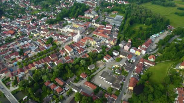 Vista Aérea Alrededor Una Ciudad Alemania Baviera Una Tarde Soleada — Vídeo de stock