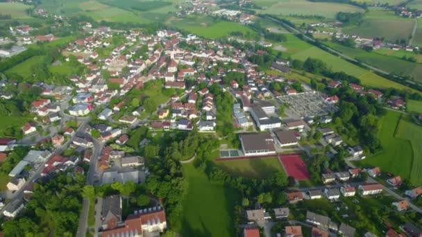 Baharda Güneşli Bir Öğleden Sonra Bavyera Almanya Bir Şehrin Havadan — Stok video