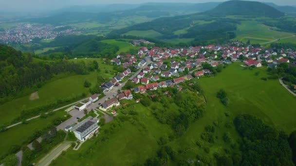 Widok Lotu Ptaka Wokół Miasta Niemczech Bawaria Słoneczne Popołudnie Wiosną — Wideo stockowe